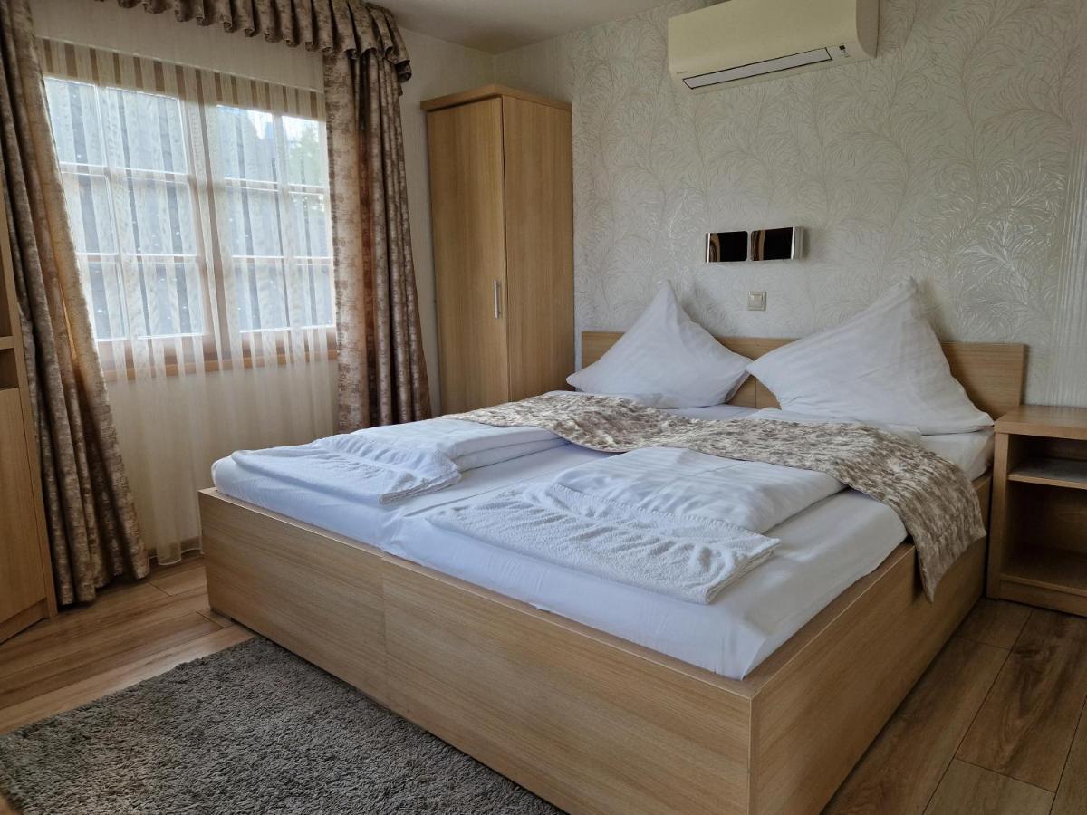 Csalanosi Vendeghaz Hotel Кескемет Екстериор снимка