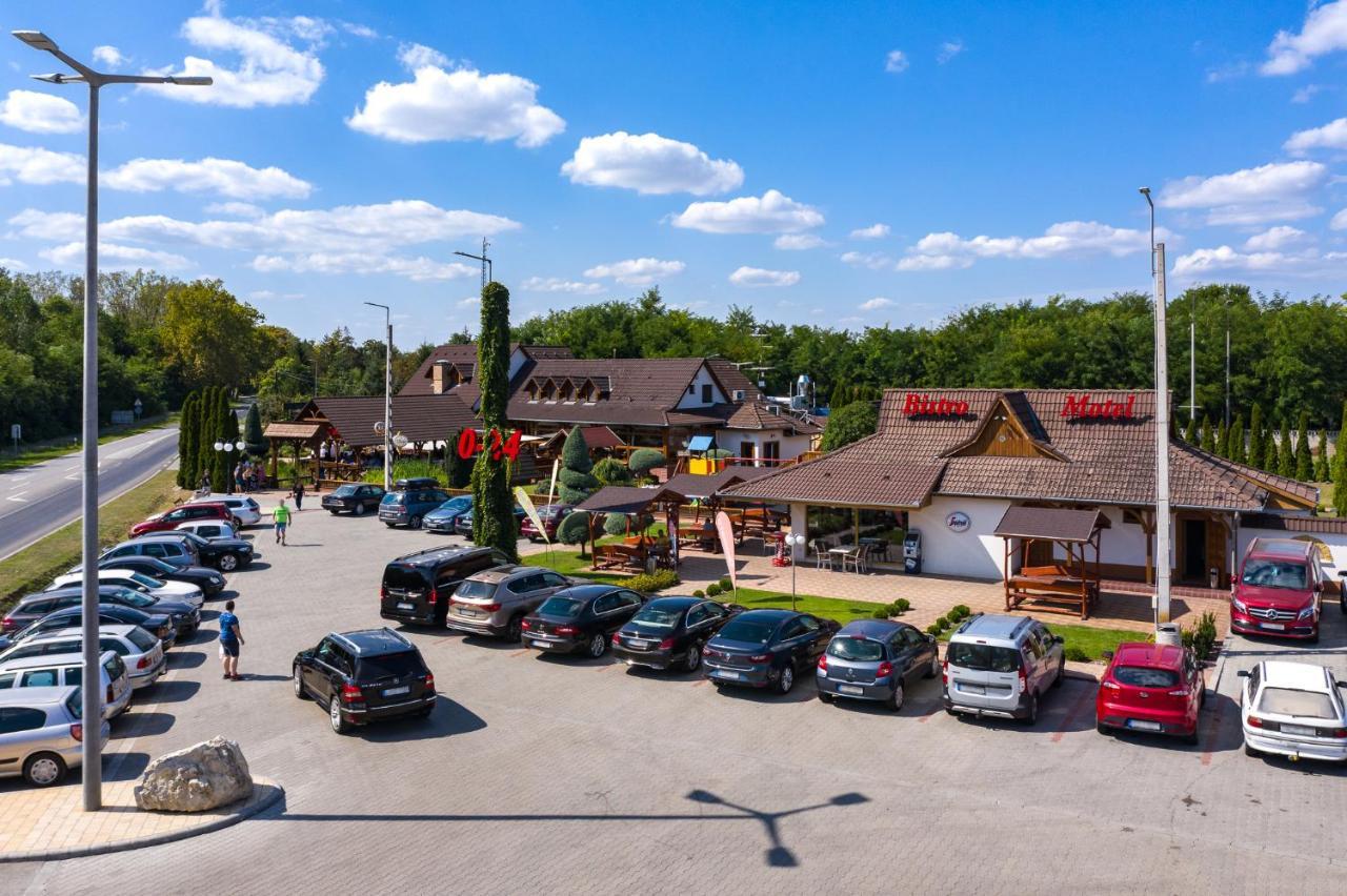 Csalanosi Vendeghaz Hotel Кескемет Екстериор снимка