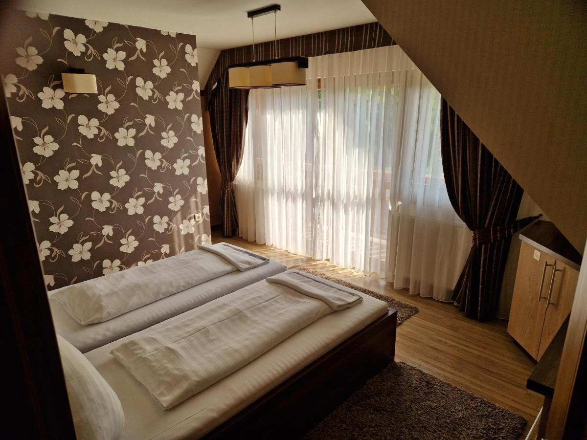Csalanosi Vendeghaz Hotel Кескемет Екстериор снимка
